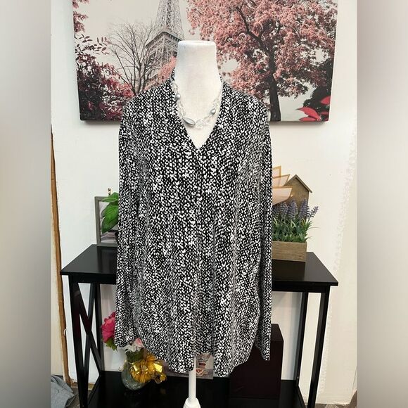 Talbots Women’s Plus Top Blouse 2XL Geometric V Neck Long Sleeve Pullover - Picture 2 of 11